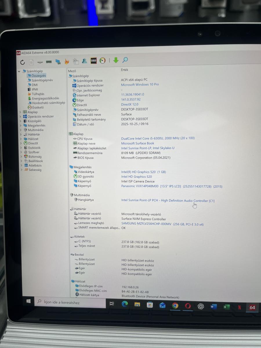 Microsoft Surface Book 13.5" 3000x2000 i5-6300U 2.40GHz 8GB  256GB 2in1 érintőkijelzős notebook /tablet, ezüst szinben