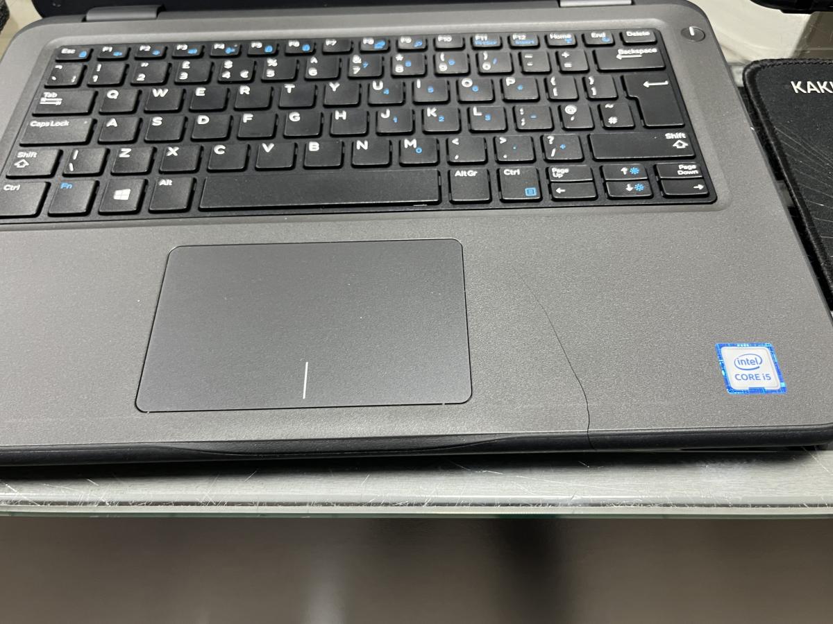 DELL Latitude 3310 13.2"HD i5-8265U 1.60GHz 8GB 250GB Win11 Fel&uacute;j&iacute;tott Notebook