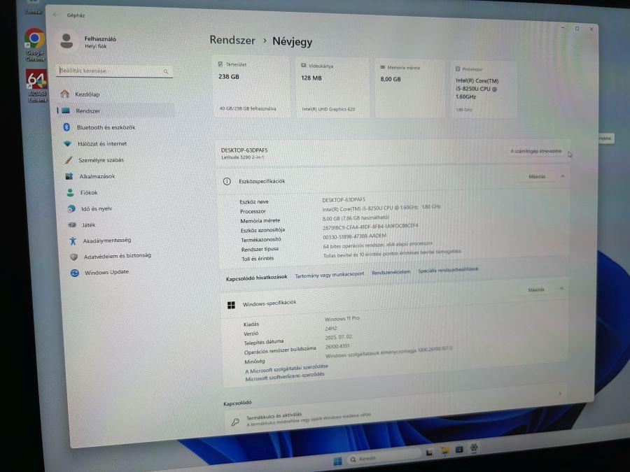 DELL Latitude 5290 2-in-1 12.3" FHD Erintőkijelzős Laptop / Windows 10 Tablet lecsatolható billentyűzettel