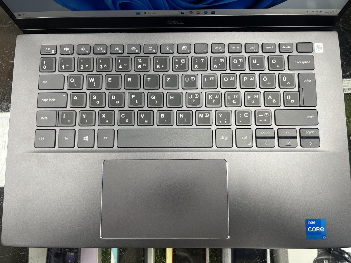 DELL VOSTRO 5402 14.0"FHD I5-1135G7 (11.gen) 2.40 GHz 8GB/512GB NVME SSD Windows 11 Pro