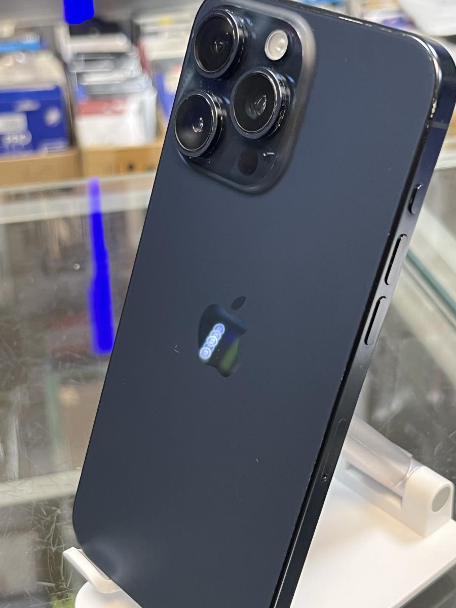 iPhone 15 PRO Max 256GB 5G K&eacute;k Mobiltelefon , HASZN&Aacute;LT