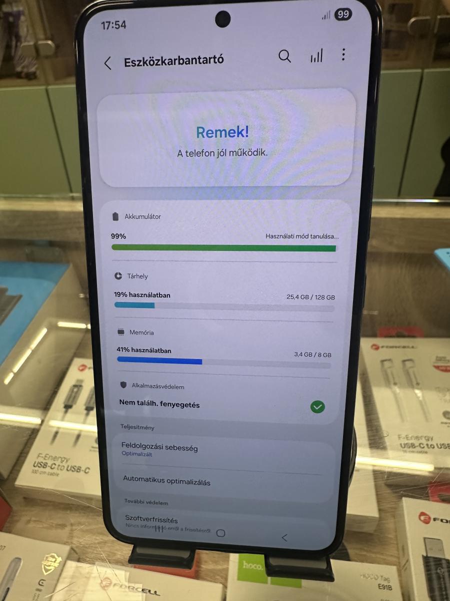 Samsung Galaxy S22  5G 128GB 8GB RAM SM-S901 FEKETE DUAL SIM MOBILTELEFON, HASZN&Aacute;LT
