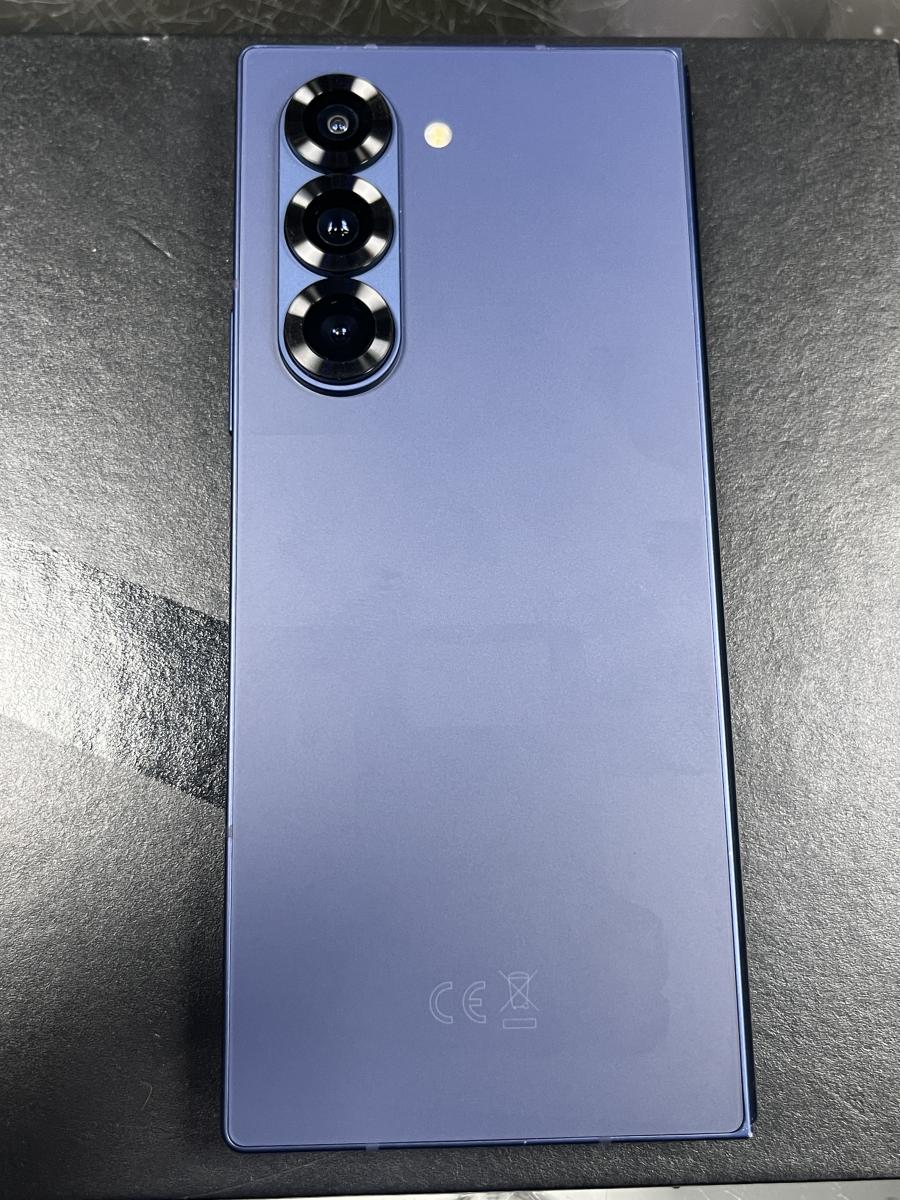 Samsung Galaxy Z Fold6 NAVY 256GB Mobiltelefon, Használt 