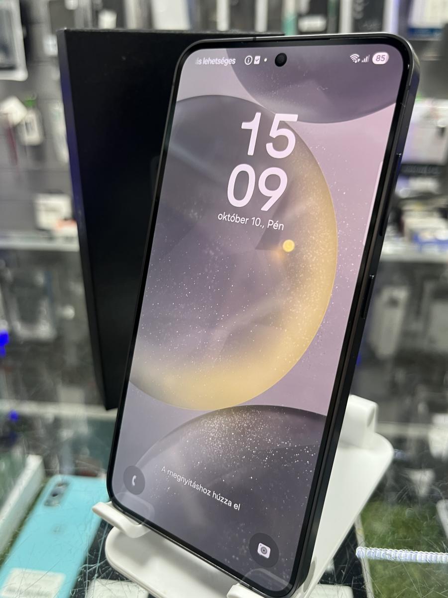 Samsung Galaxy S24  SM-S921B 5G 128GB 8GB DS Onix Black, HASZNÁLT