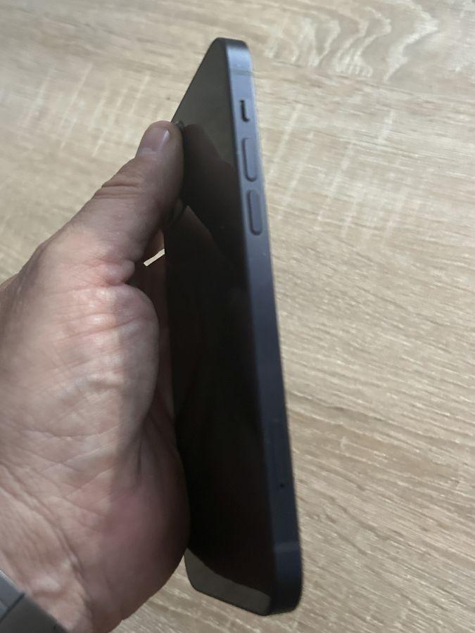 iPhone 12  64GB Black Mobiltelefon