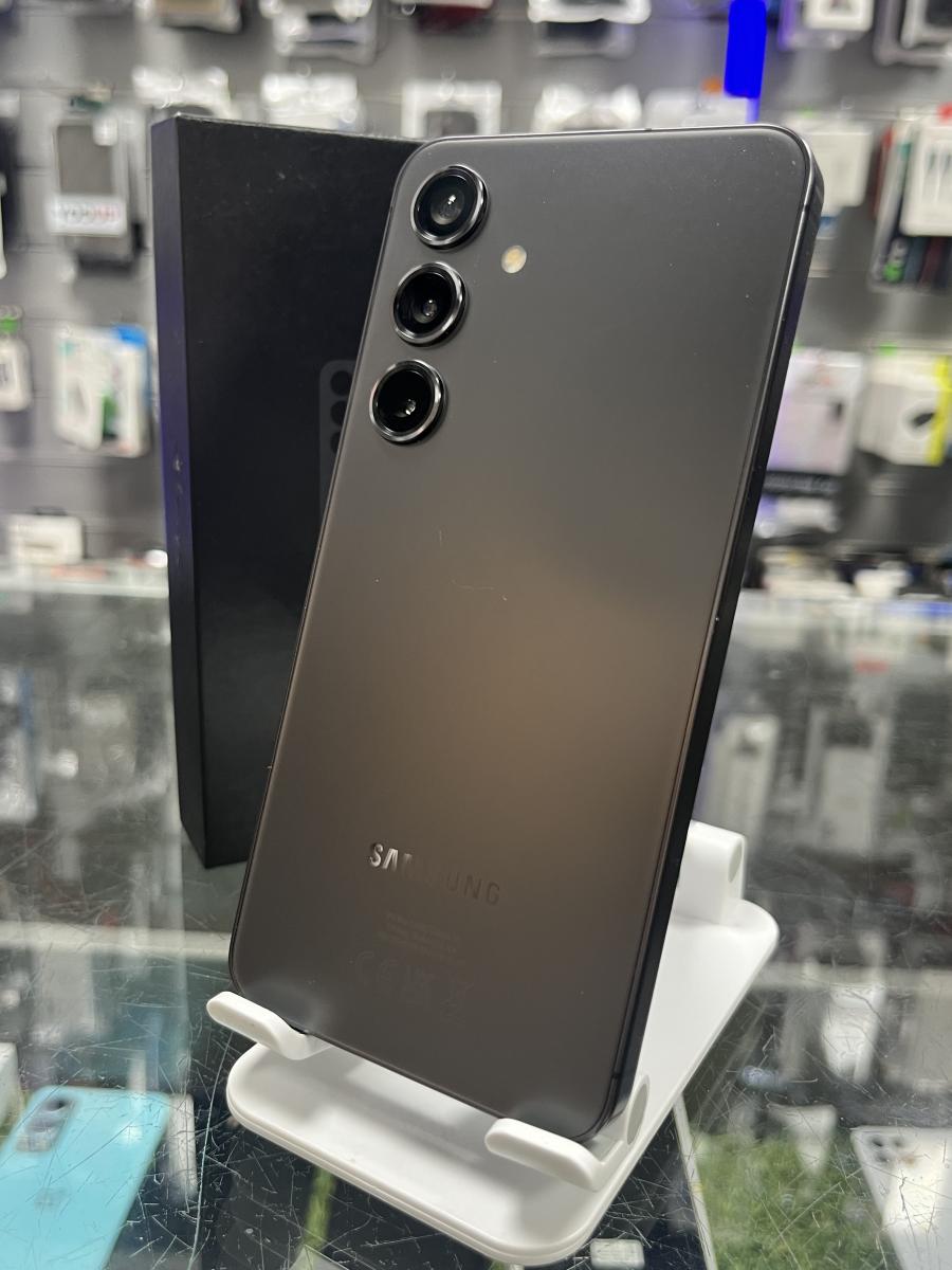 Samsung Galaxy S24  SM-S921B 5G 256GB 8GB DS Onix Black, HASZNÁLT