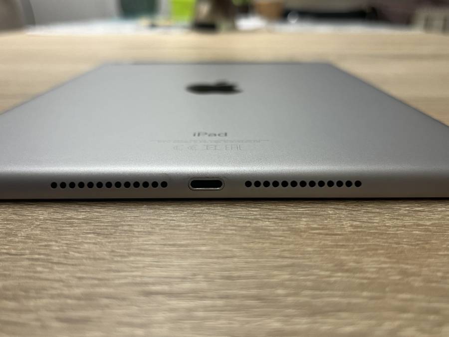  iPad 6. Gen 9.7 2018 Wi-Fi Cellular 32GB Space Gray 