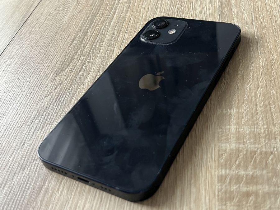 iPhone 12  128GB Black Mobiltelefon