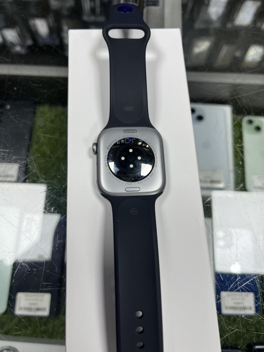 Apple Watch Series 11 GPS + Cellular 46 mm, ÚJSZERŰ, PÁR NAPOT HASZNÁLT