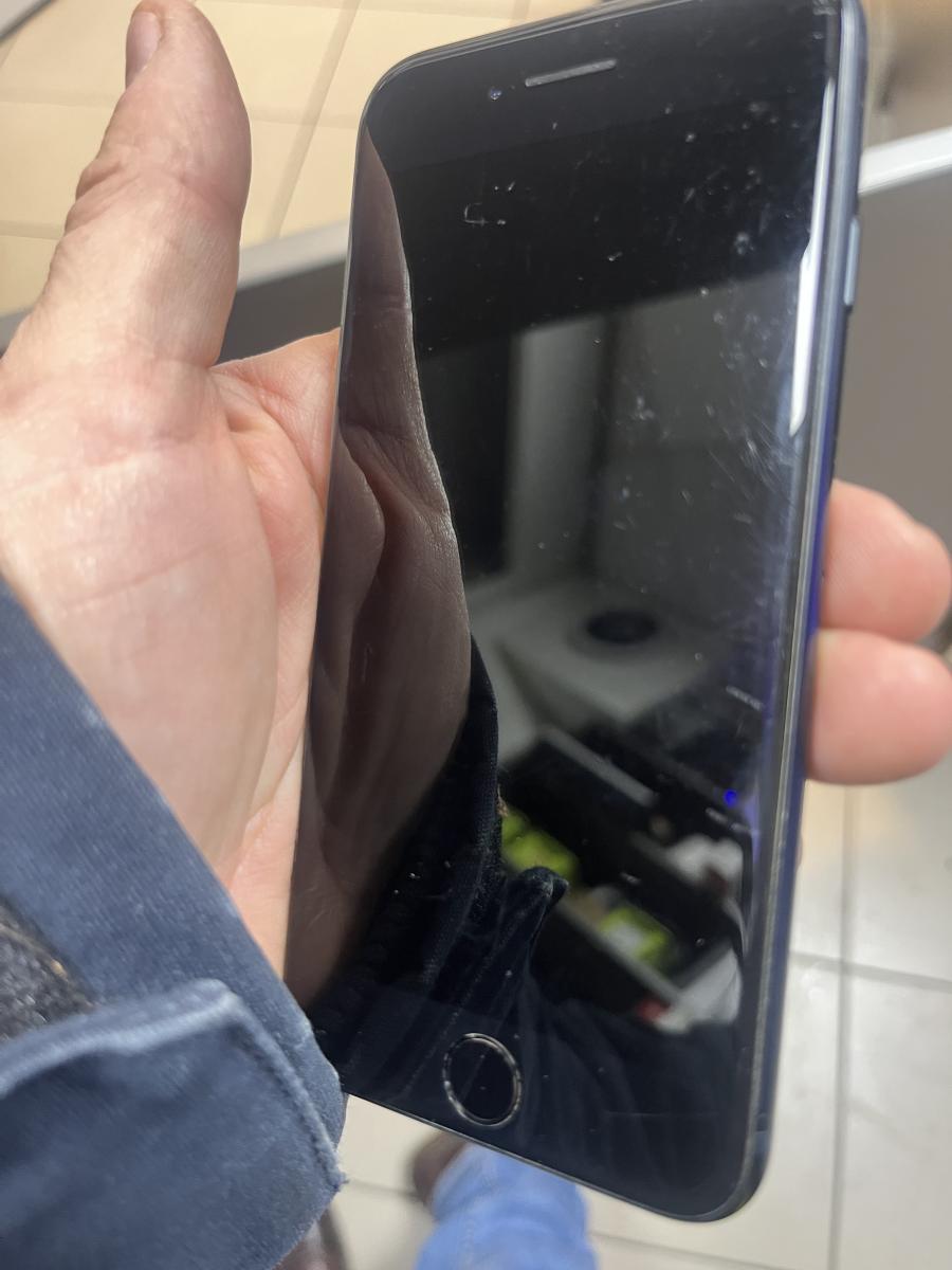 iPhone SE 3. Gen 2022 64GB Black Mobiltelefon, HASZN&Aacute;LT