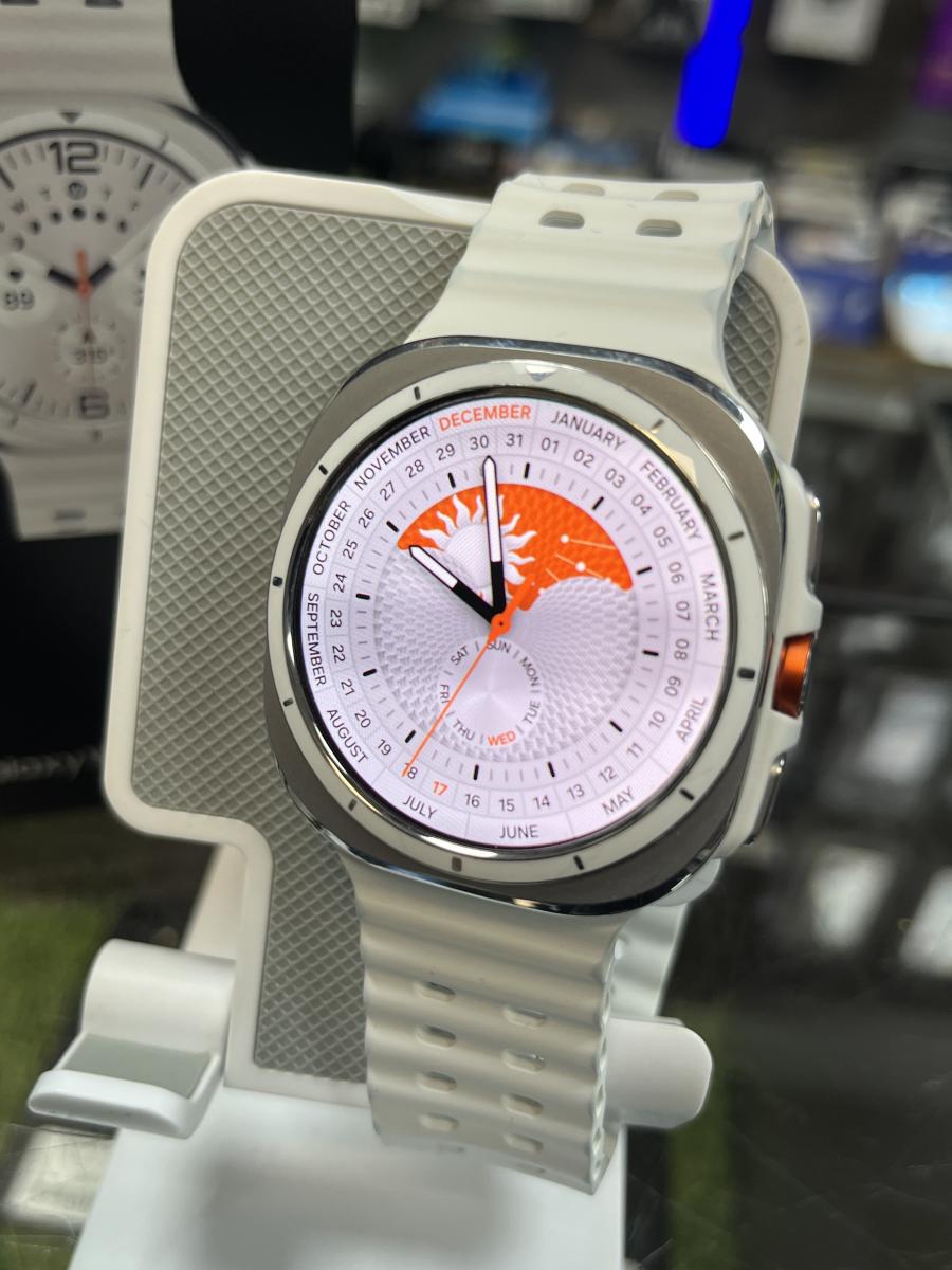 Samsung Galaxy Watch Ultra (2025) 47mm LTE Okos&oacute;ra, Tit&aacute;nfeh&eacute;r, haszn&aacute;lt