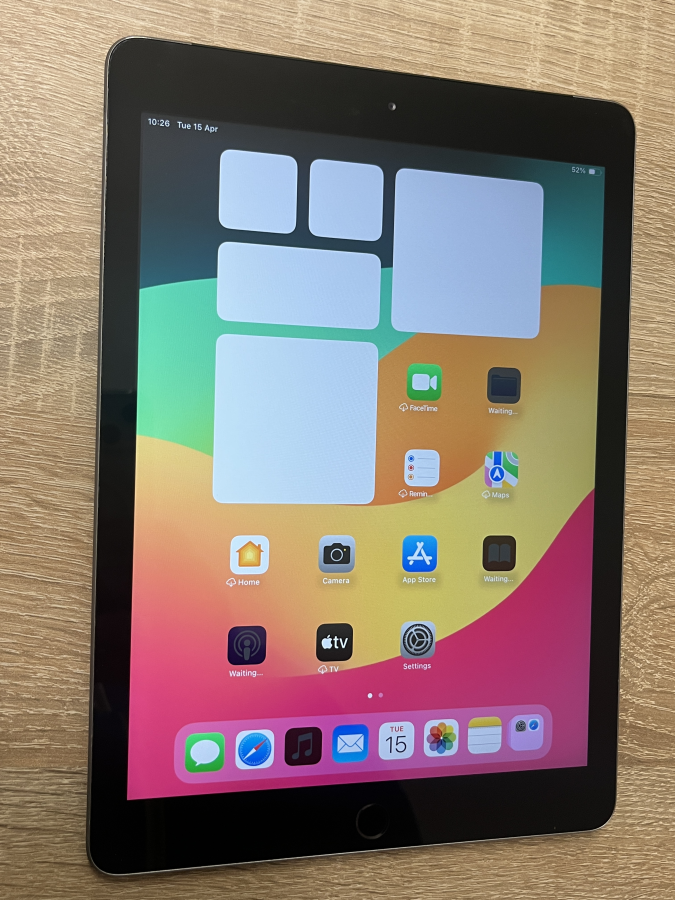  iPad 6. Gen 9.7 2018 Wi-Fi Cellular 32GB Space Gray 