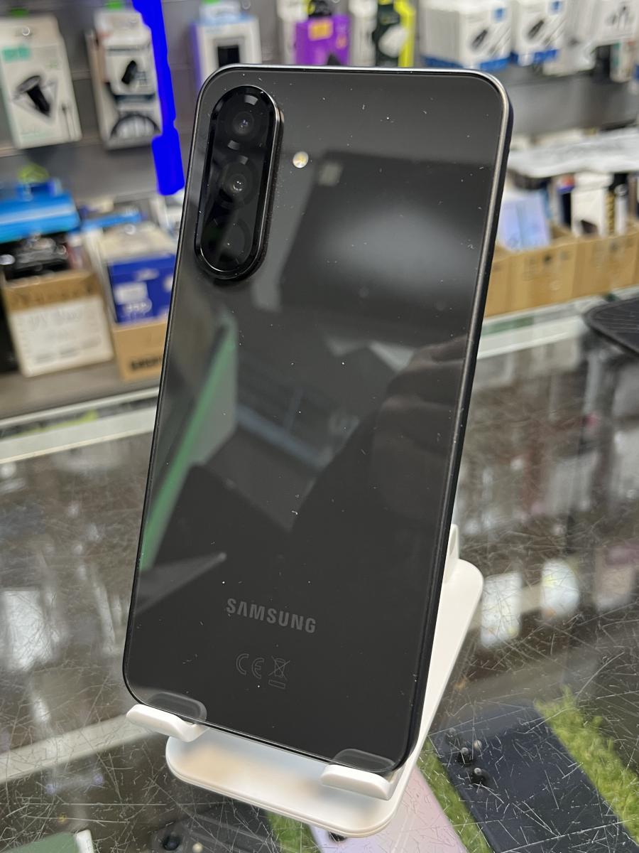 Samsung Galaxy A36 5G 128GB 6GB RAM Dual ( SM-A366B/DS ) Fekete, Haszn&aacute;lt