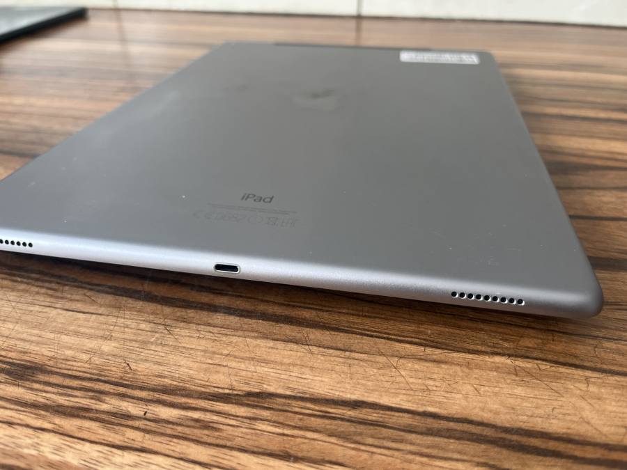iPad Pro 12.9 1. Gen 2015 (Wi-Fi+Cellular 256GB space gray