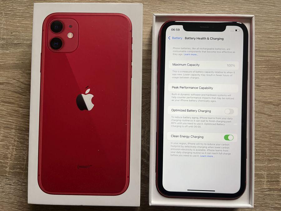 iPhone 11  64GB Piros Mobiltelefon 