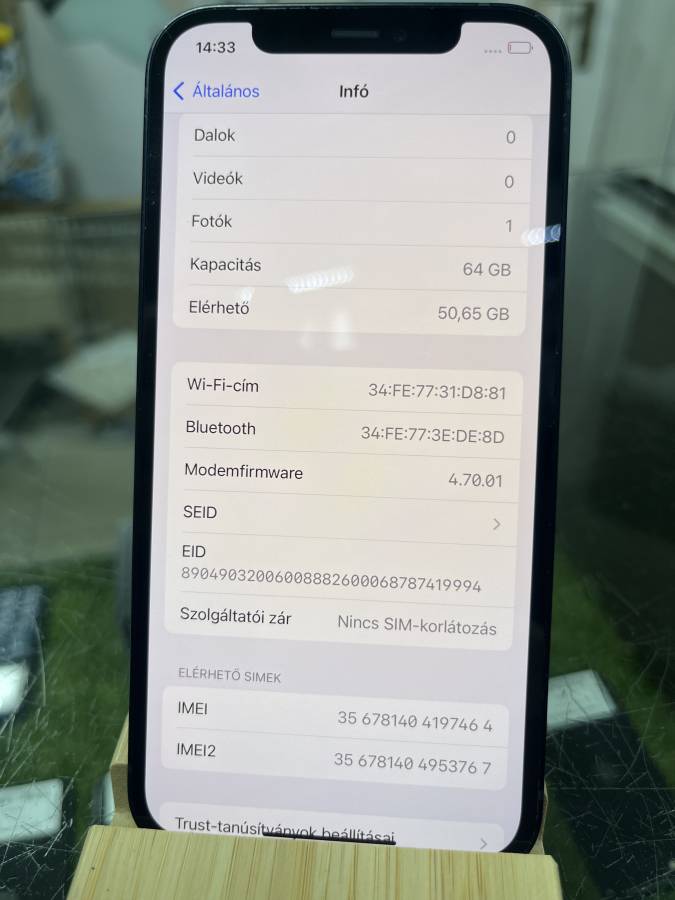 iPhone 12  64GB Black Mobiltelefon