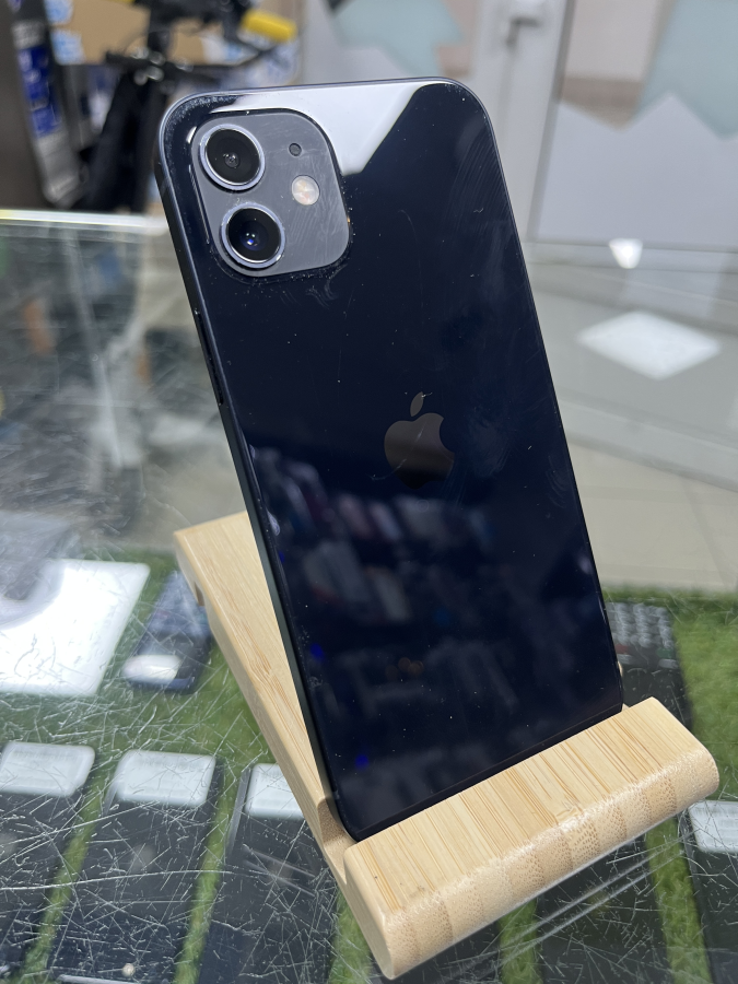iPhone 12  64GB Black Mobiltelefon