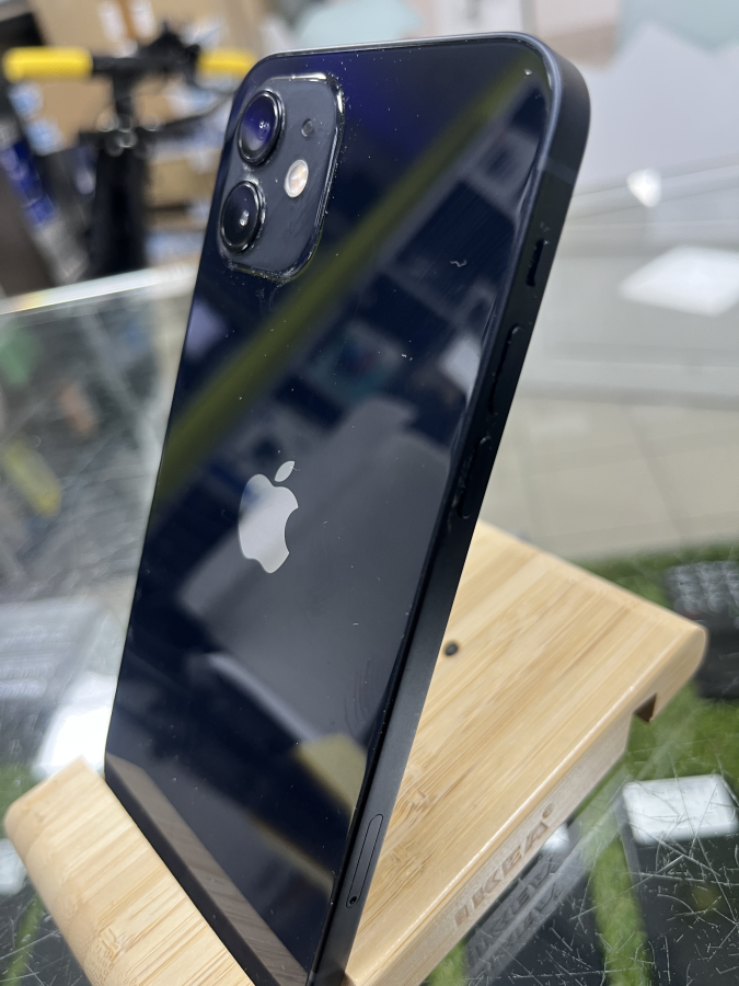 iPhone 12  64GB Black Mobiltelefon