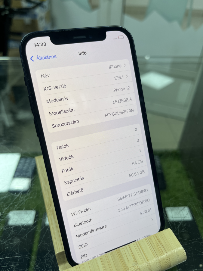 iPhone 12  64GB Black Mobiltelefon