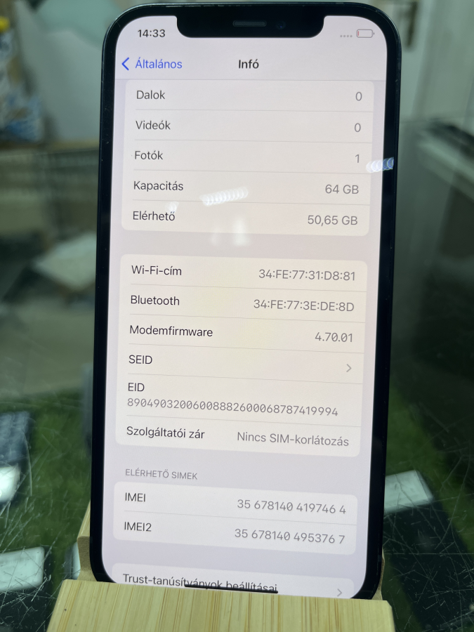 iPhone 12  64GB Black Mobiltelefon