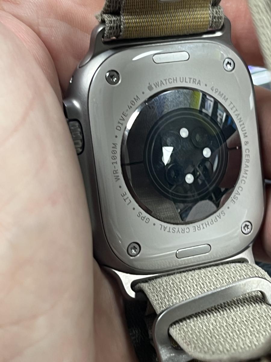 Watch Ultra 2 (GPS + Cellular) 49MM, natural titan