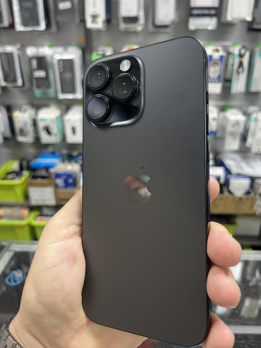 iPhone 16 Pro Max One Függő !!! 256GB 5G Fekete Mobiltelefon 
