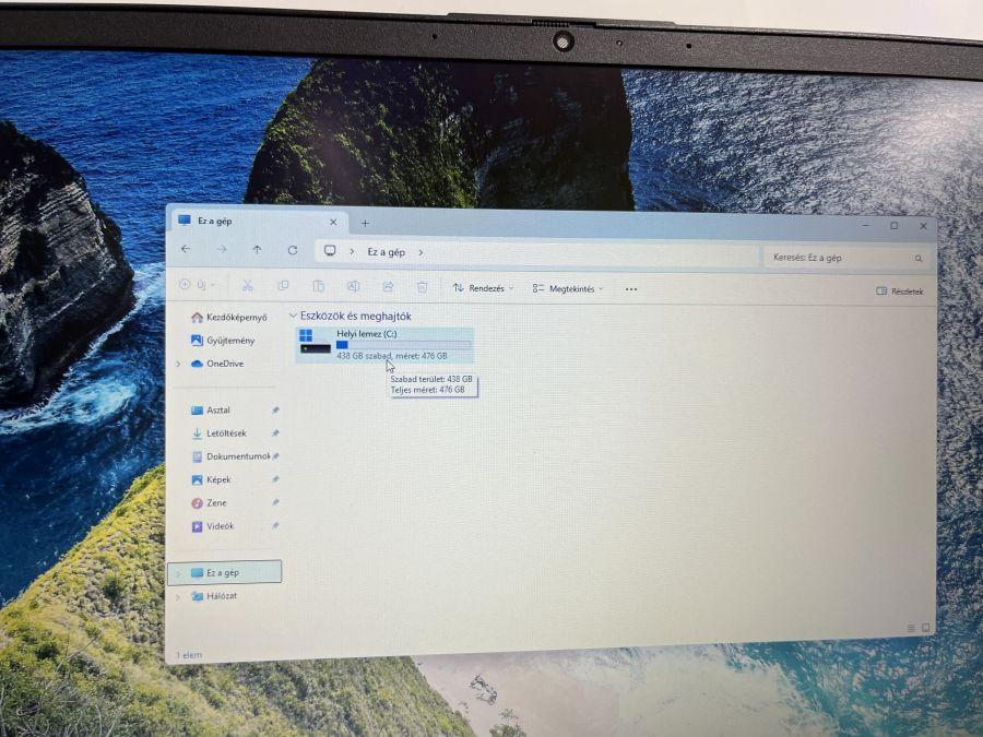 HP 255 G10 15.6" AMD Ryzen 3 7330 512GB SSD/8GB DDR4 Notebook ( 8A5G3EA) Win10 Home