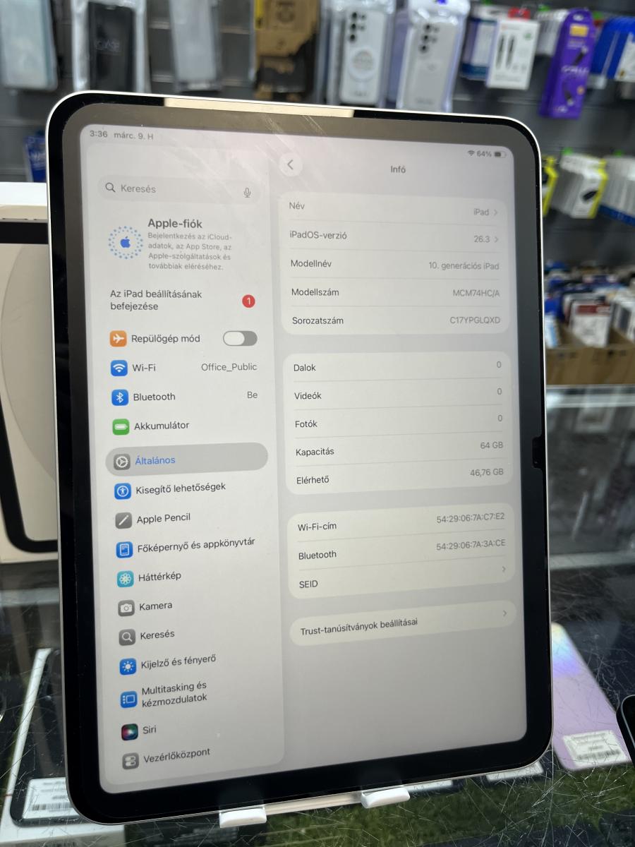 Apple iPad 10.gen 10.9 2022 64GB Wifi , Ez&uuml;st szinben, Haszn&aacute;lt 