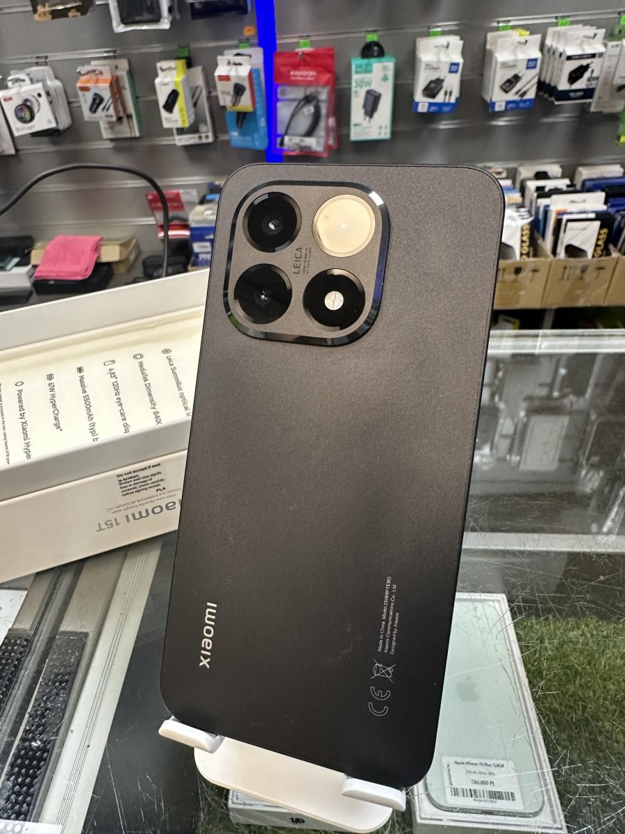 Xiaomi 15T 256GB 12GB RAM Fekete 25069PTEBG, haszn&aacute;lt mobiltelefon