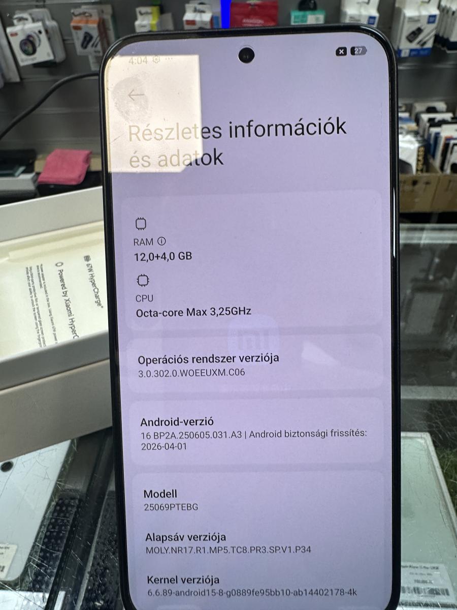 Xiaomi 15T 256GB 12GB RAM Fekete 25069PTEBG, haszn&aacute;lt mobiltelefon
