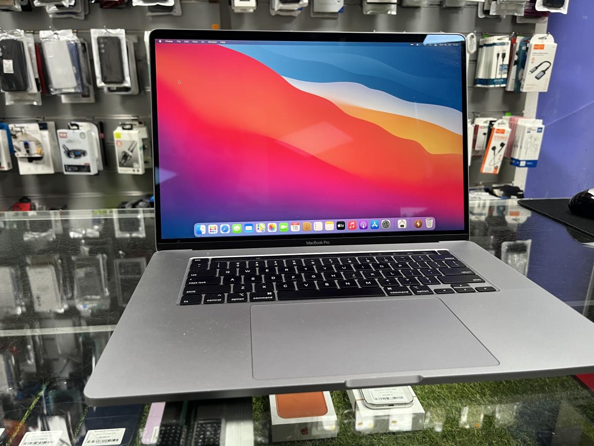 Apple MacBook Pro 16" Retina  2019 i7-9750H 2.60GHz  16GB 1TB SSD  RADEON PRO 5300M , Space gray , US KEY