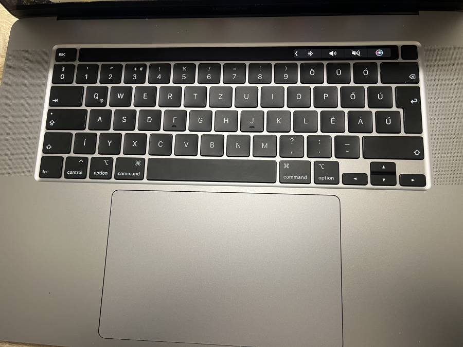 Apple MacBook Pro 16" Retina  2019 i7-9750H 2.60GHz  16GB 500GB SSD  RADEON PRO 5300M , Space gray