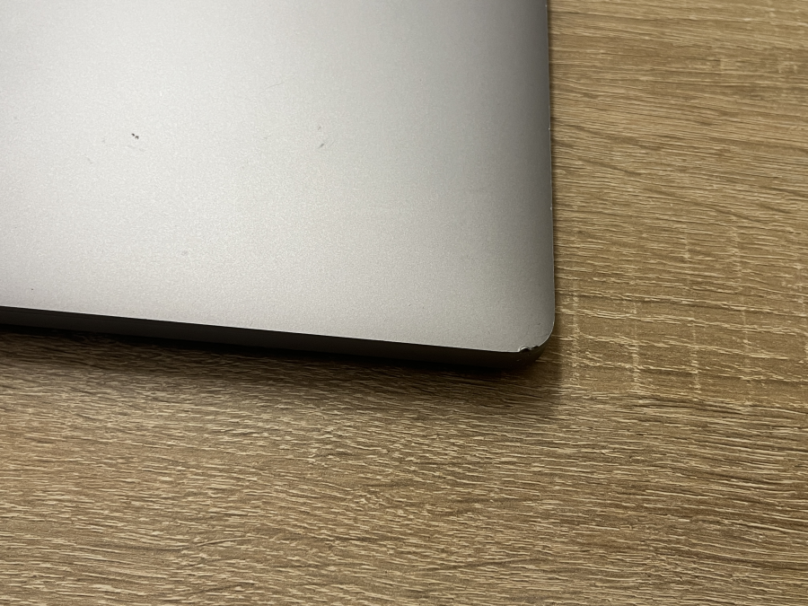 Apple MacBook Pro 16" Retina  2019 i7-9750H 2.60GHz  16GB 500GB SSD  RADEON PRO 5300M , Space gray