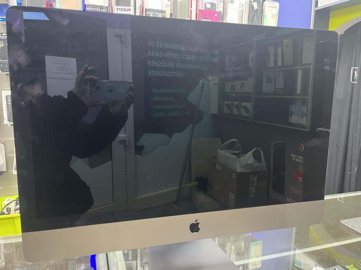 Apple iMac Pro1,127" 5K 2017 Intel Xeon W 3.2Ghz 8 Core 32GB RAM/ 1TB SSD  Radeon Pro Vega 56 8GB, Haszn&aacute;lt