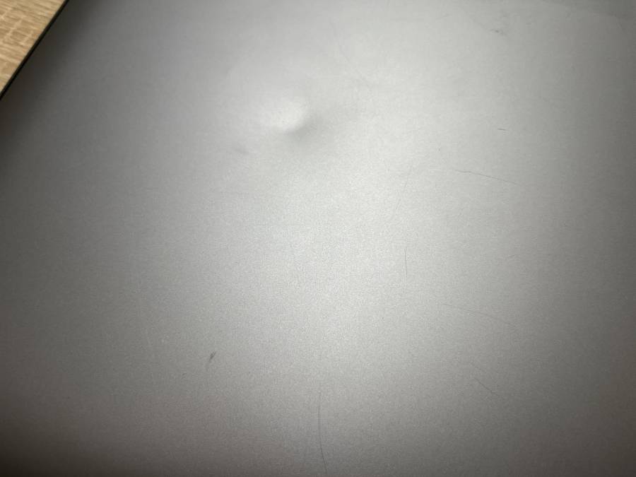 Apple MacBook Pro 15.4" Retina Touchbar Mid 2018 I7-8750H 16GB  / 256 SSD sötétszürke 