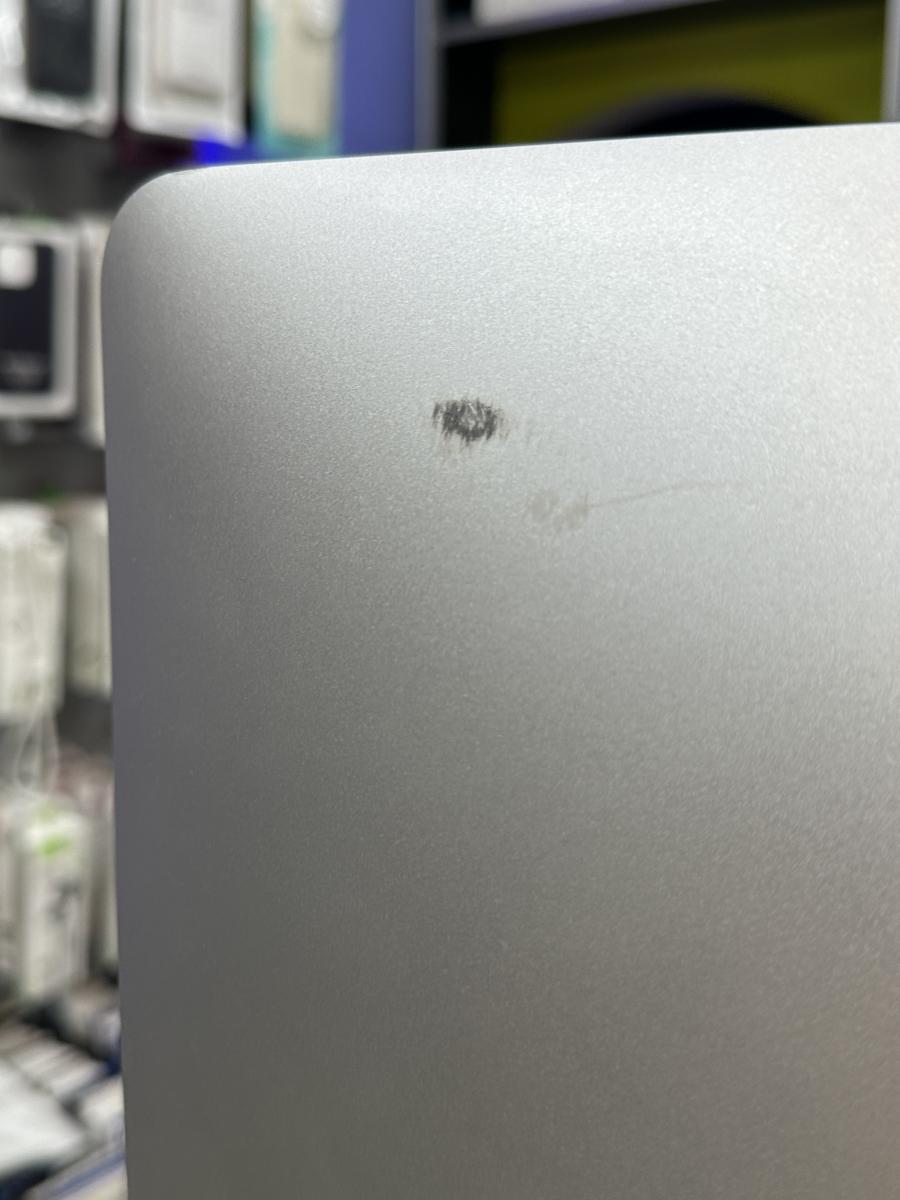 Apple iMac 27" RETINA 5K 2017 ( A1419) Core i5 -3.8Ghz 7600K 3.7 8GB RAM/ 500GB SSD  RADEON PRO 580/8G