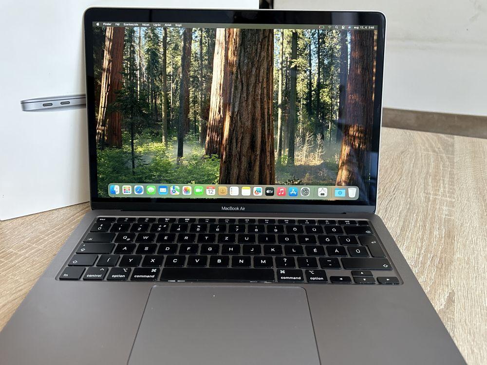 Apple MacBook Air 2020 13" Retina 9,1  Intel I3-1000NG4 1.1GHz 8GB / 256G SSD Space Gray