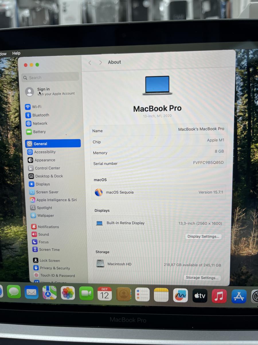 Apple MacBook Pro 13" Retina Touchbar 2020 M1 8/8 Magos CPU 8GB / 256G SSD, Space Gray