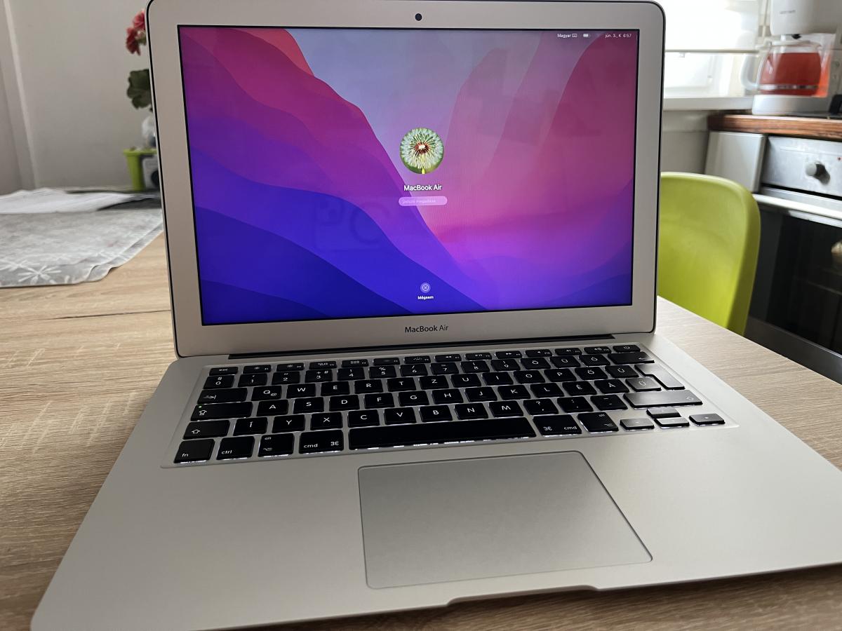 Apple MacBook Air 2017 13" Intel i5 1.8GHz 8GB / 128G SSD Silver 