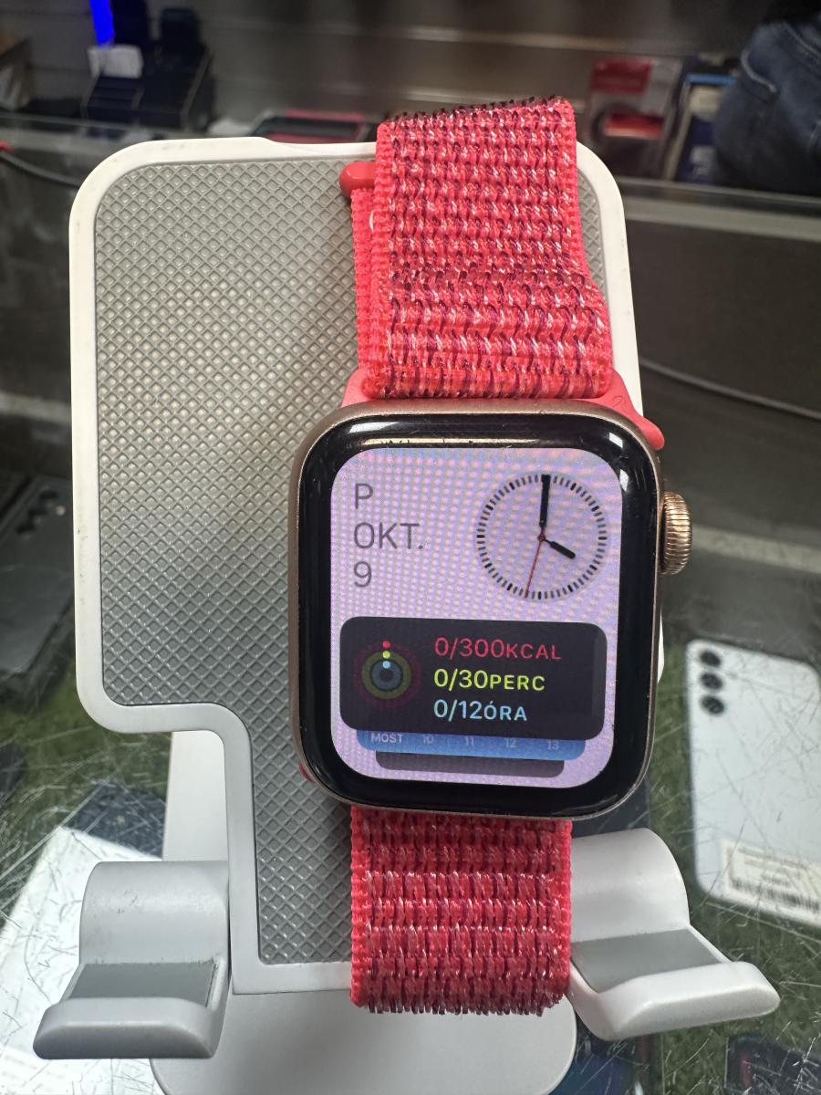 Apple Watch SE 2020 40mm BT Gold, okos&oacute;ra 