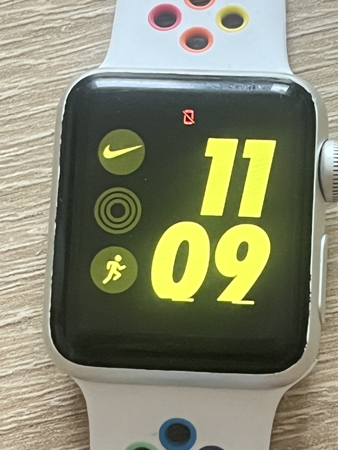 Apple Watch 3 38mm silver Nike+ használt okosóra, 