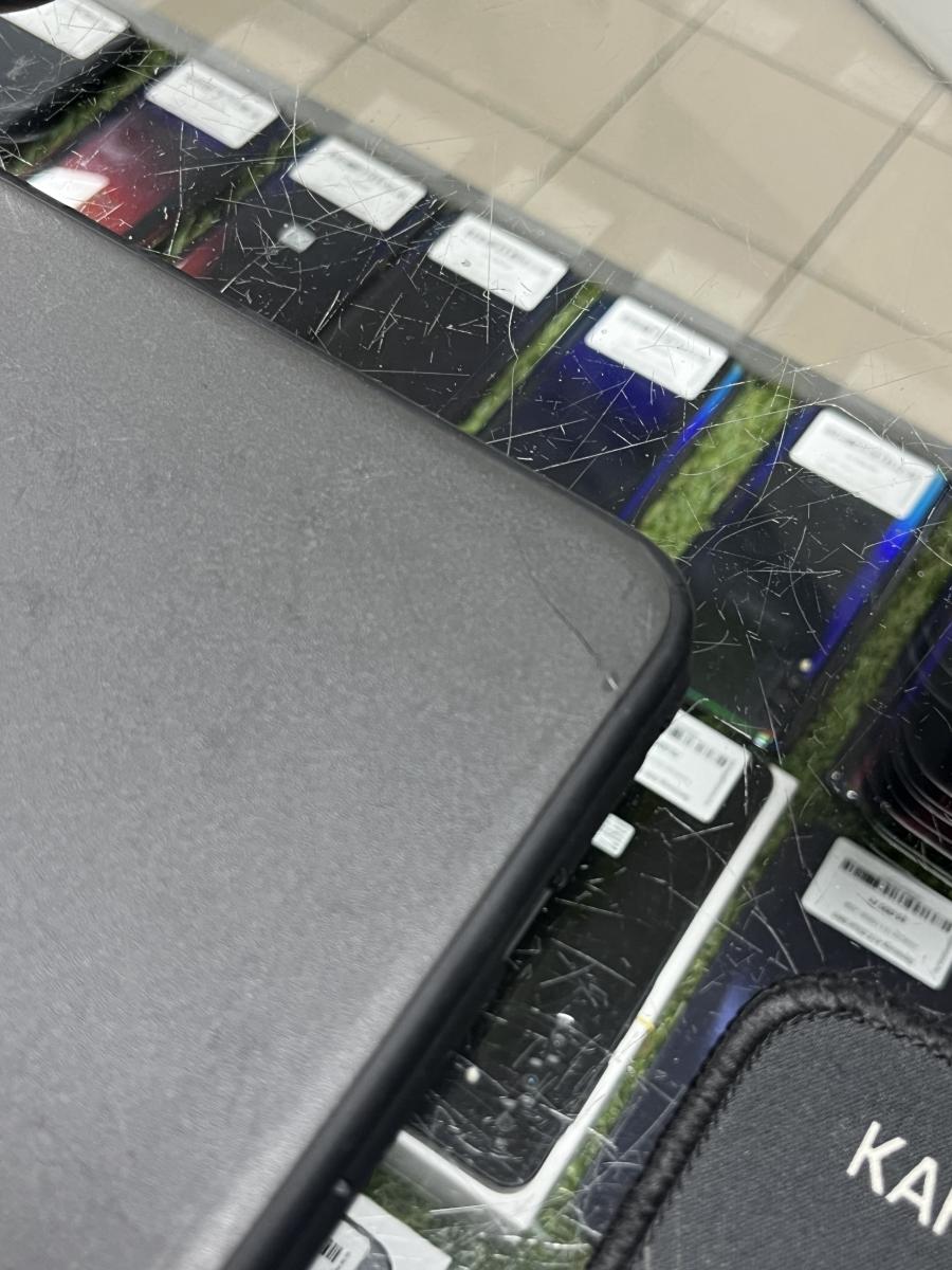 DELL Latitude 3310 13.2"HD I3-8145U 2.10GHz 8GB 250GB Win11 Fel&uacute;j&iacute;tott Notebook