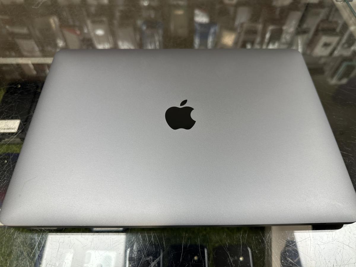 Apple MacBook Pro 13.3" Retina 2022 M2 8/10 Magos CPU 8GB / 500G SSD, space Gray