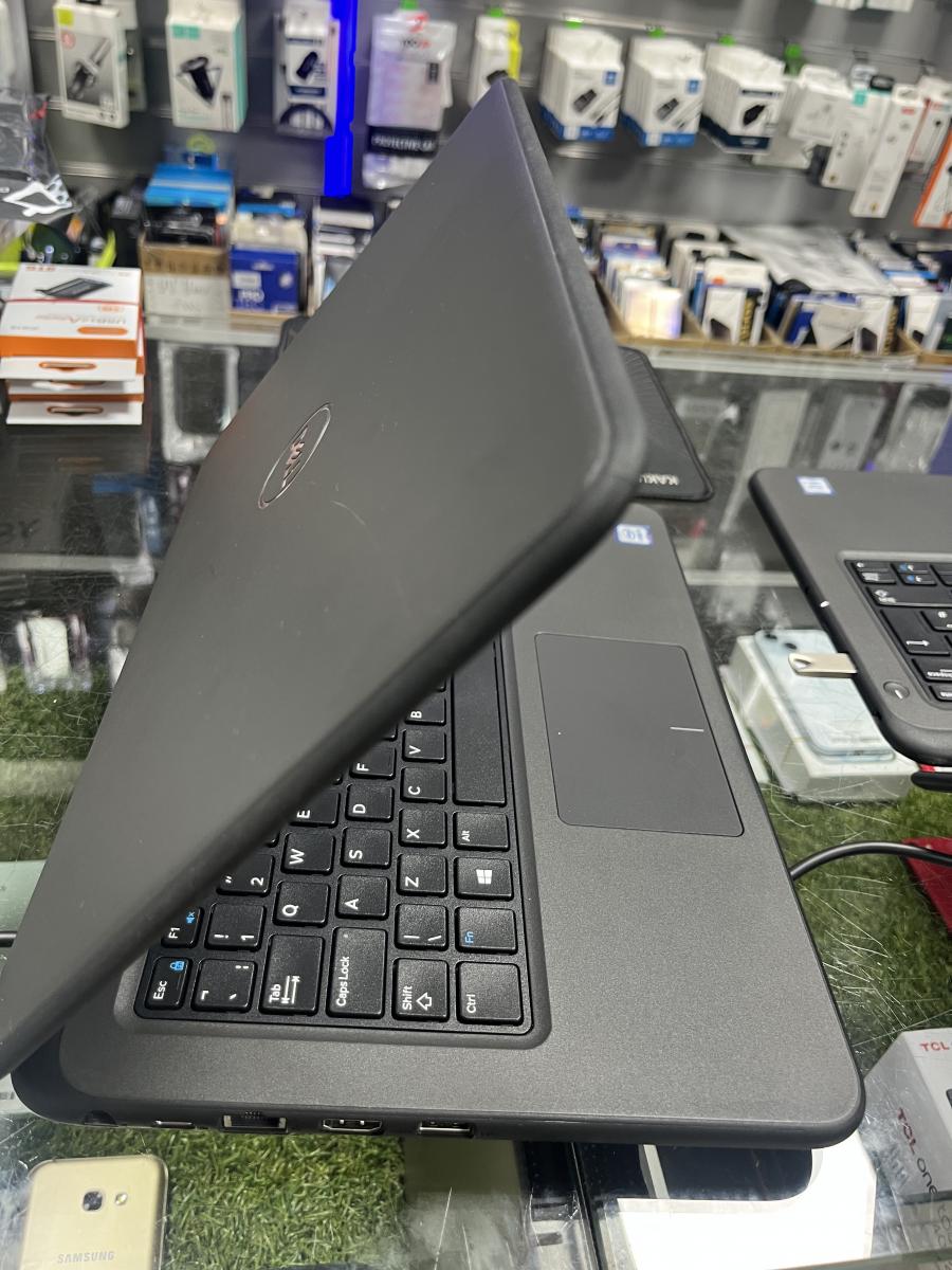 DELL Latitude 3310 13.2"HD i5-8265U 1.60GHz 8GB 250GB Win11 Felújított Notebook