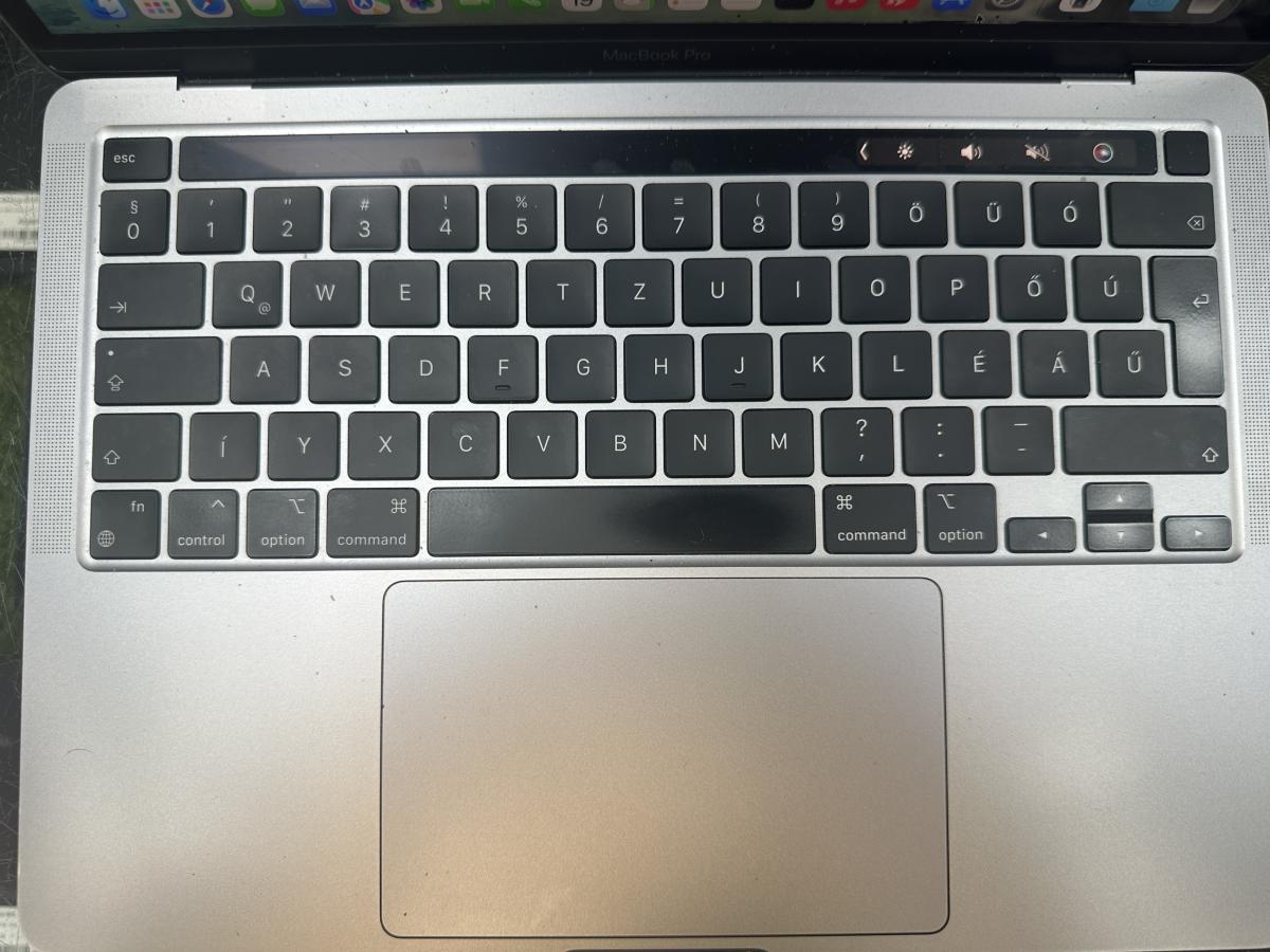 Apple MacBook Pro 13.3" Retina 2022 M2 8/10 Magos CPU 16GB / 256G SSD, space Gray 
