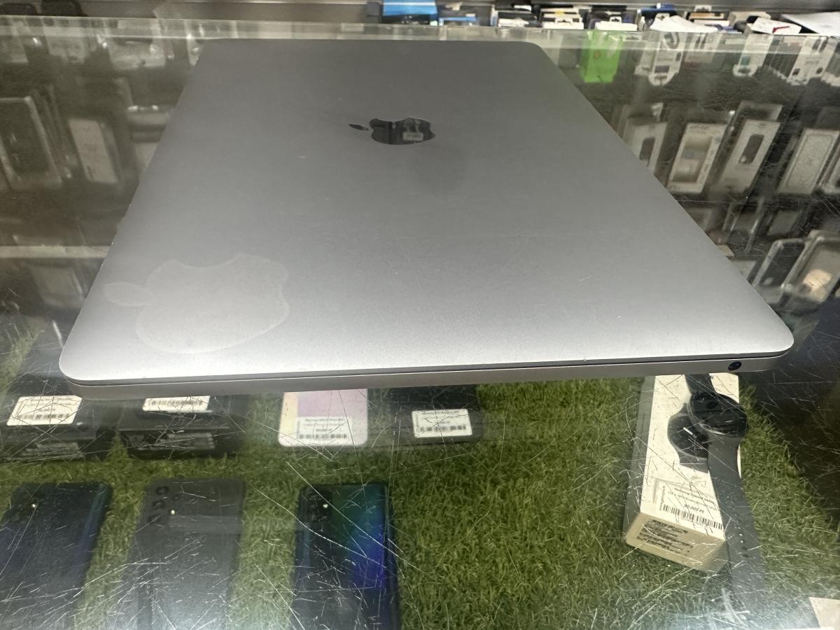 Apple MacBook Pro 13.3" Retina 2022 M2 8/10 Magos CPU 16GB / 256G SSD, space Gray 