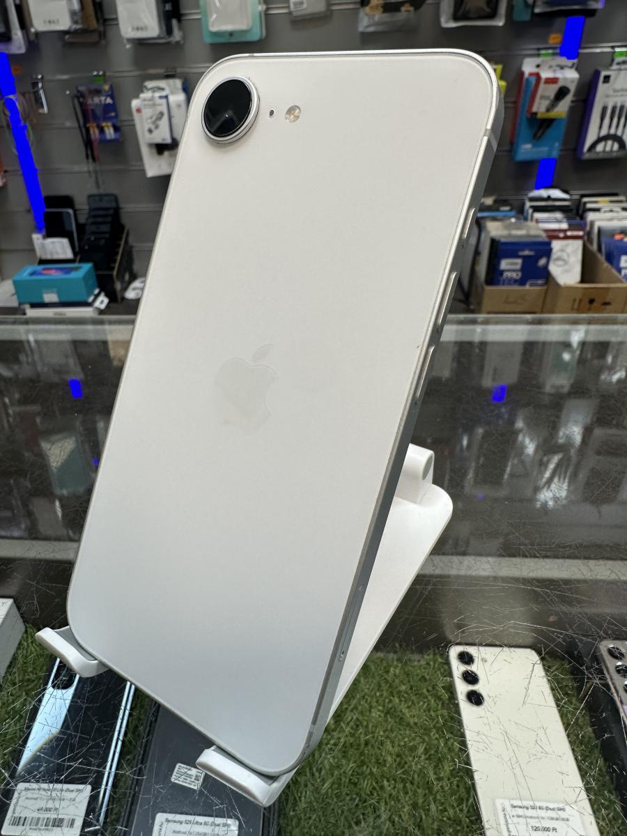 Apple iPhone 16e 128GB mobiltelefon feh&eacute;r, MD1R4F/A