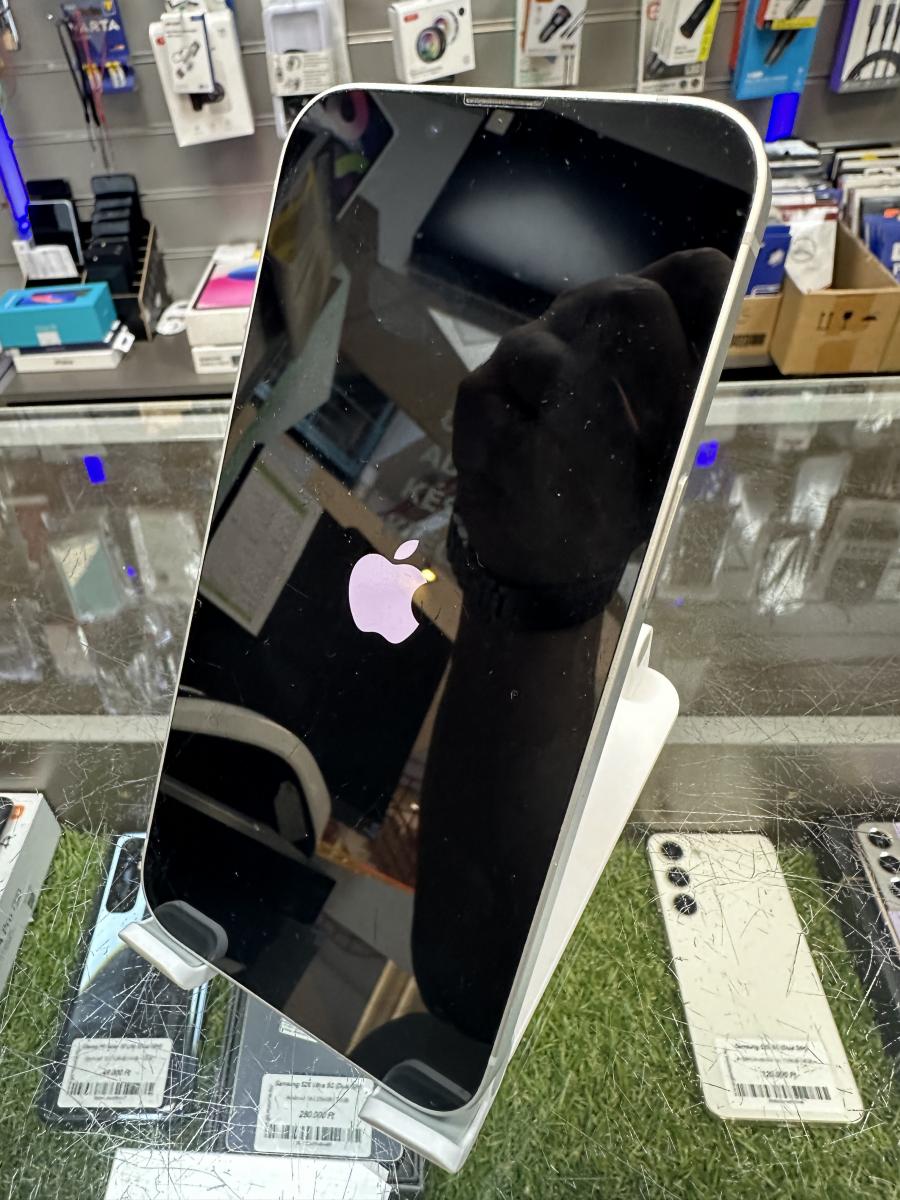 Apple iPhone 16e 128GB mobiltelefon feh&eacute;r, MD1R4F/A