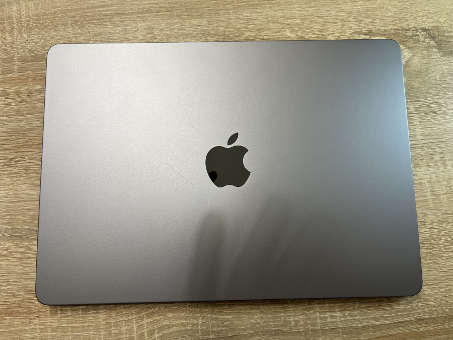 Apple MacBook Air 2022 M2 13.6" Liquid Retina 8G/ 256GB , US billentyűzet
