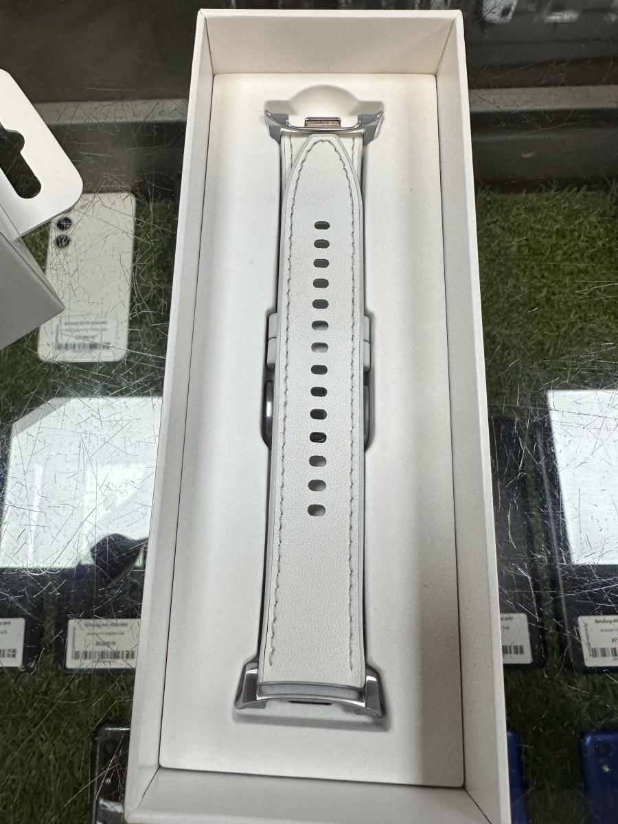 Samsung Galaxy Watch 8 Classic White  46mm BT (SM-L500) Okos&oacute;ra, Feh&eacute;r, haszn&aacute;lt 